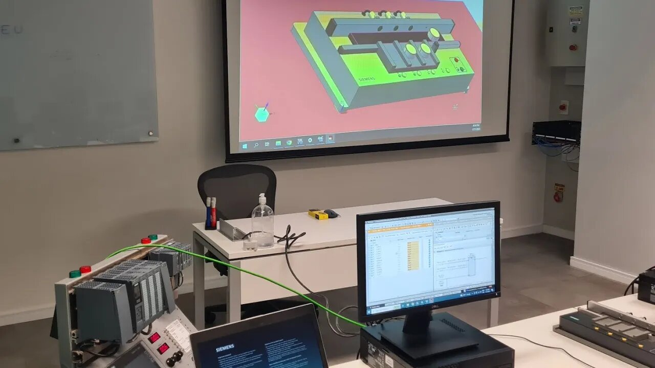 #DigitalTwin - Trazendo novas tecnologias aplicada aos treinamentos Siemens - Demonstração #NXMCD