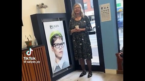 Glasses Shop Owner Locks Customers Inside And Won't Let Them Leave, Falsely Accuses Them Of Stealing