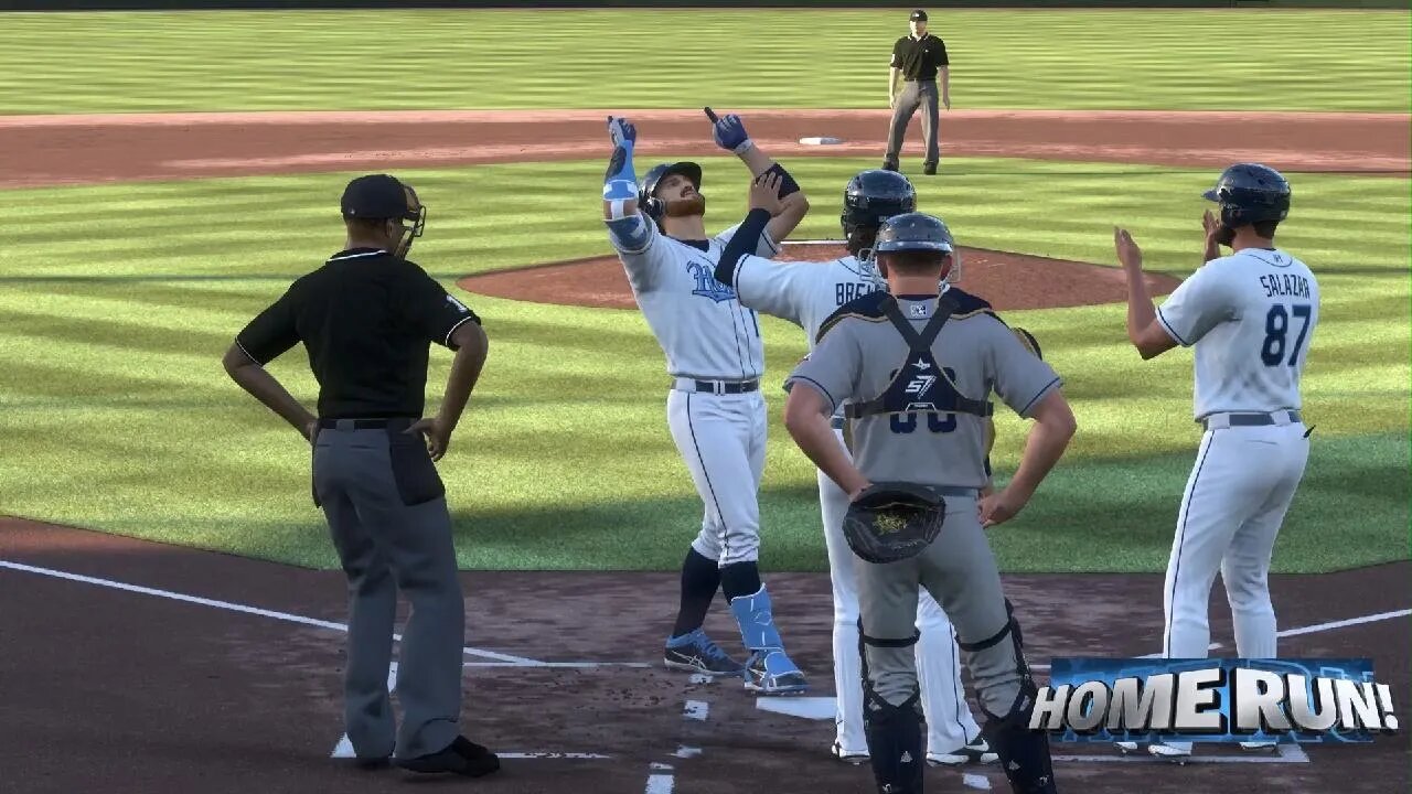 MLB The Show 22 P5 3-run HR (25)