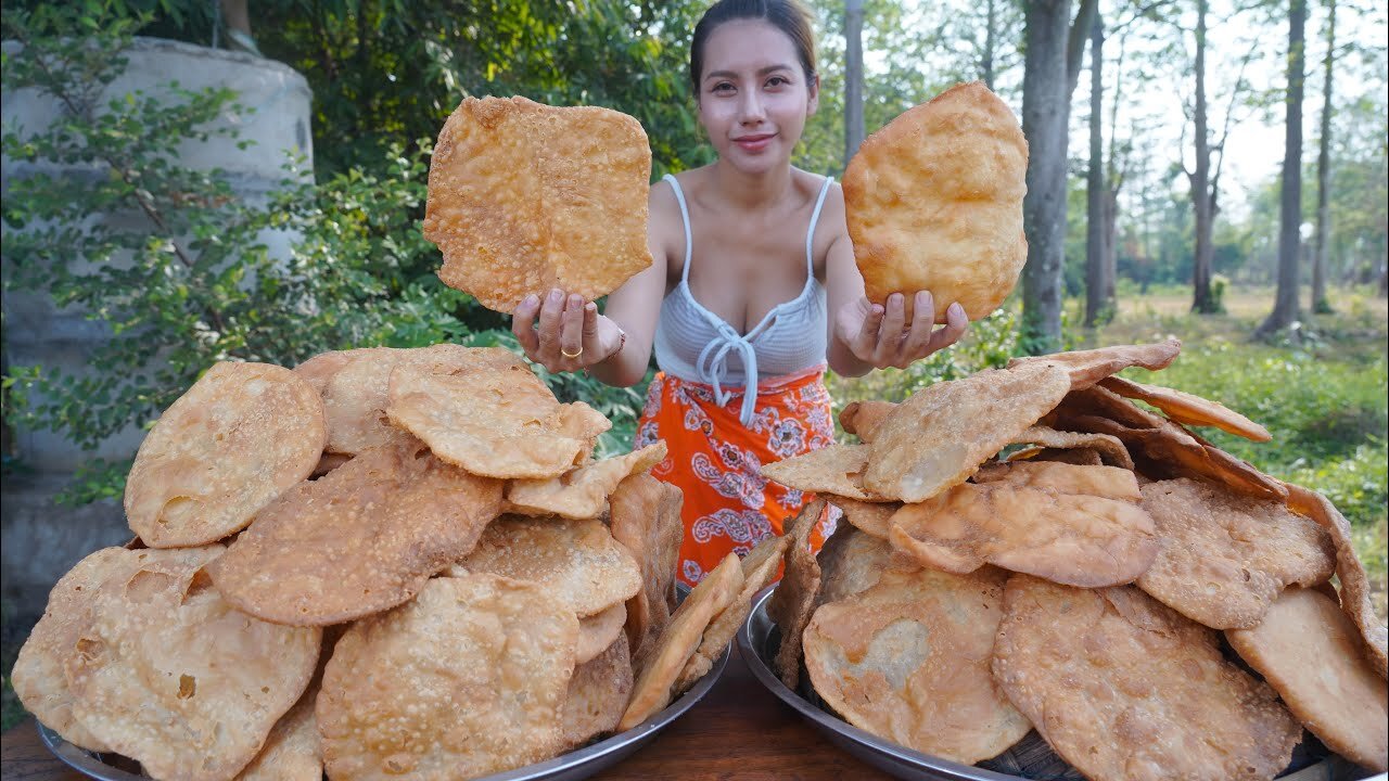 How to cook cake recipe with chicken curry - Amazing video