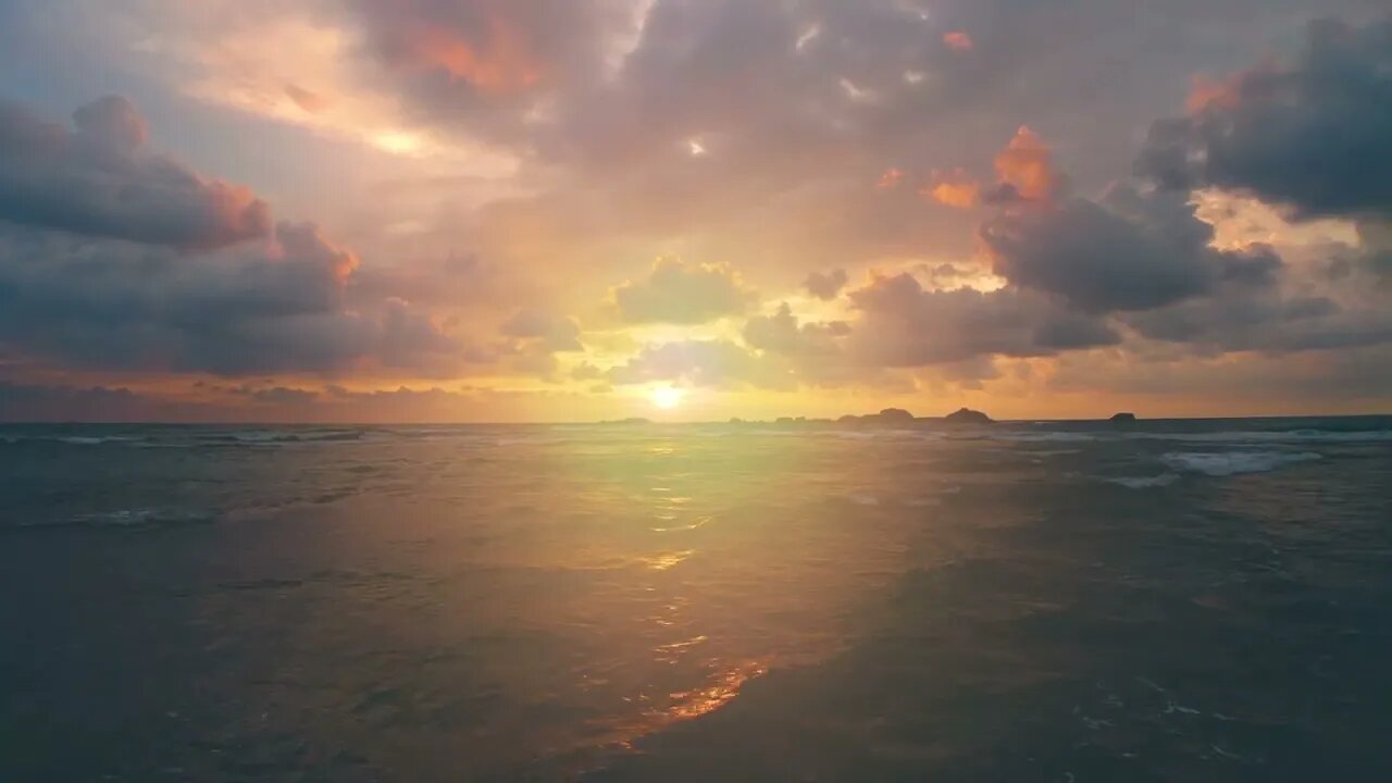 the beautiful bright sunset on the ocean SBV 338522749 HD