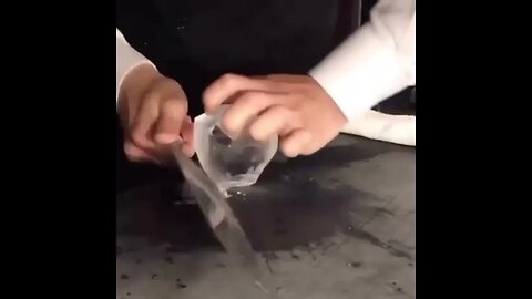 Ice Cutting is Really Satisfying