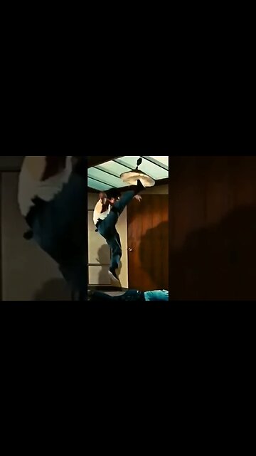 Bruce Lee Jump Kick