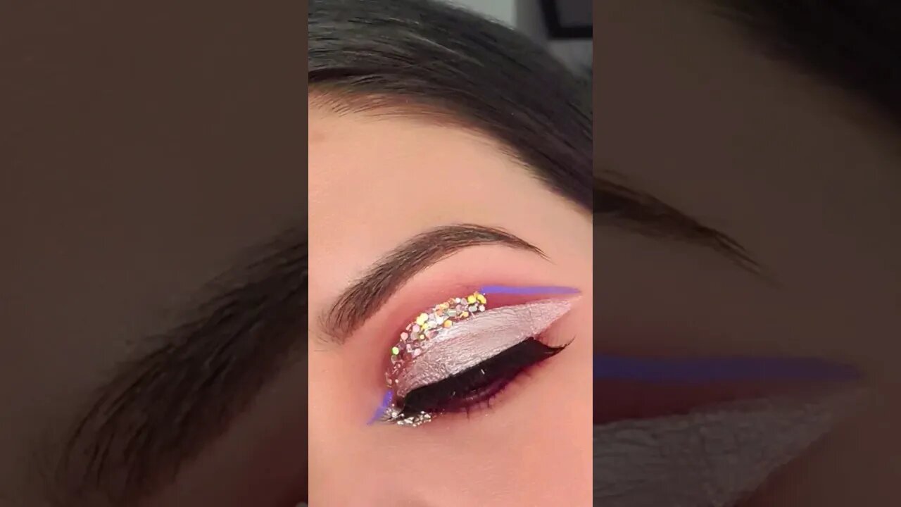 Creative Eye Art Makeup Design #shorts #shortvideo #viral #lipswatches #trending #fyp #short
