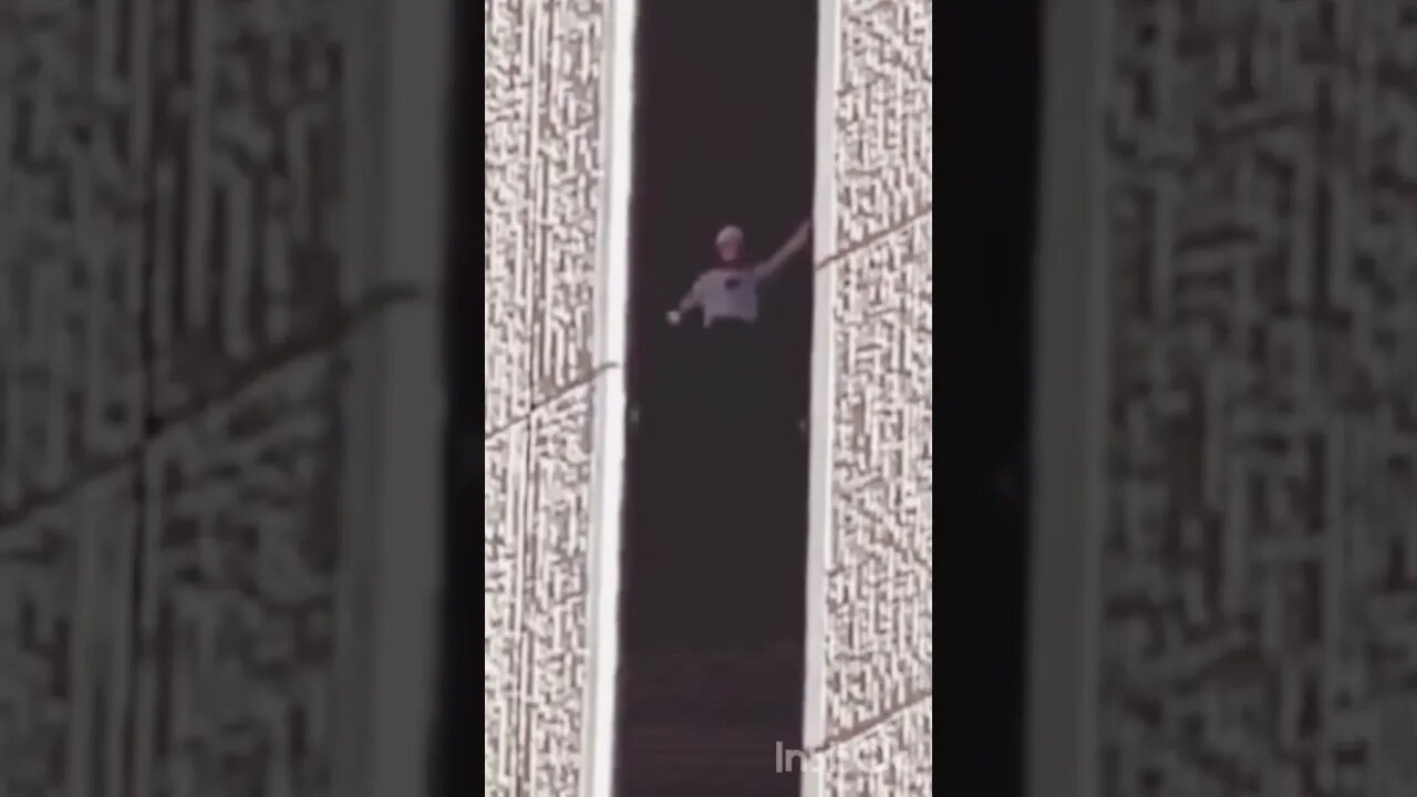 Real Life Spider-Man Scales Chase Bldg in Downtown Phoenix #shorts #chase #spiderman