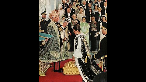 Coronation of Queen Farah(Shahbano) وقتی که شاهنشاه تاج رو روی سر تمام زنان ایرانی گذاشت