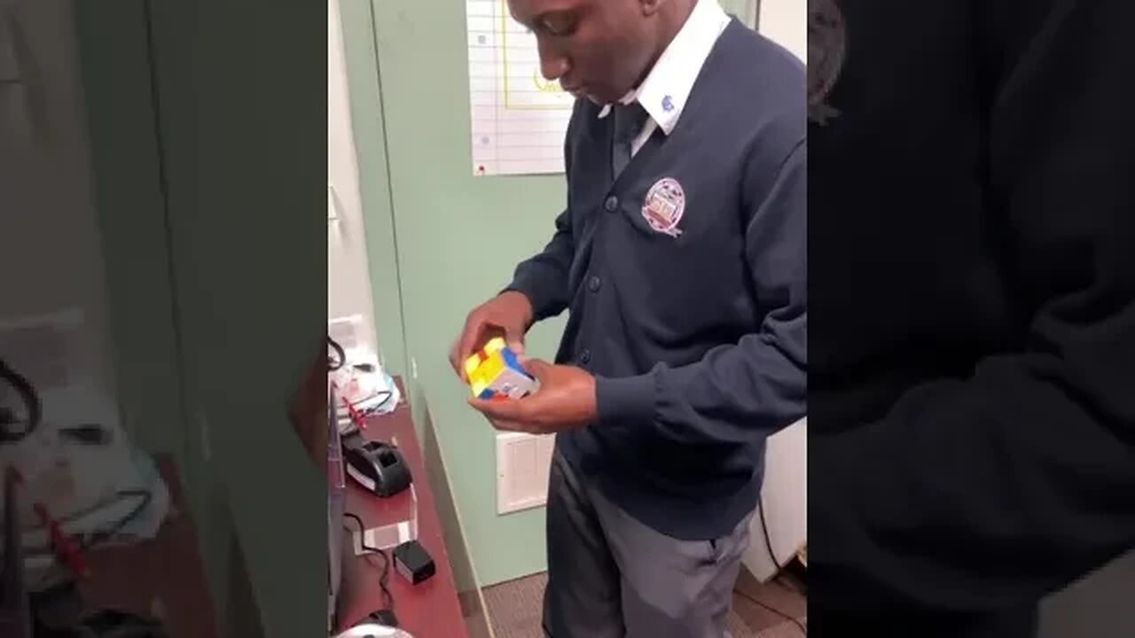 How to solve rubiks cube in less than a minute: Part one