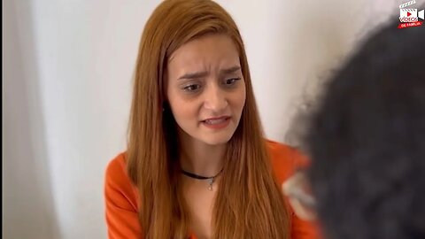 Em plena proposta de mão, ela humilhou a mãe do namorado e recebeu o que merecia.