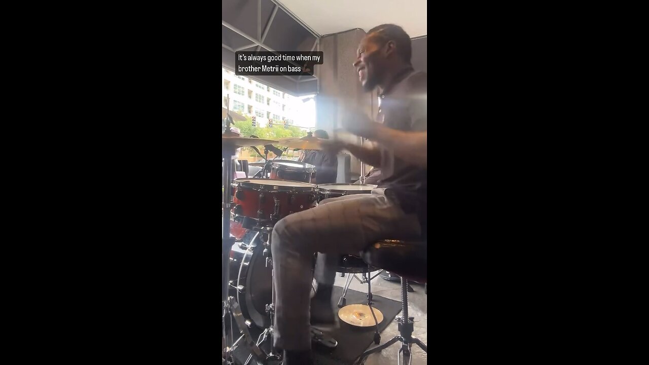 Arthur Rucker on drums 🔥🥁🔥🔥 Metrii on bass 🎸🔥🔥