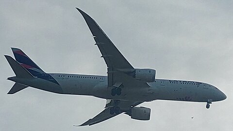 Boeing 787-9 Dreamliner CC-BGP coming from Miami to Fortaleza 🇺🇸🇧🇷