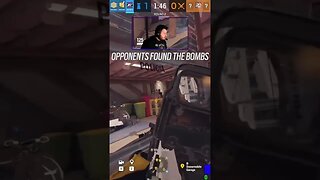 Ace thought he was invisible #twitch #clips #twitchstreamer #edit #gaming #memes #edits #r6siege