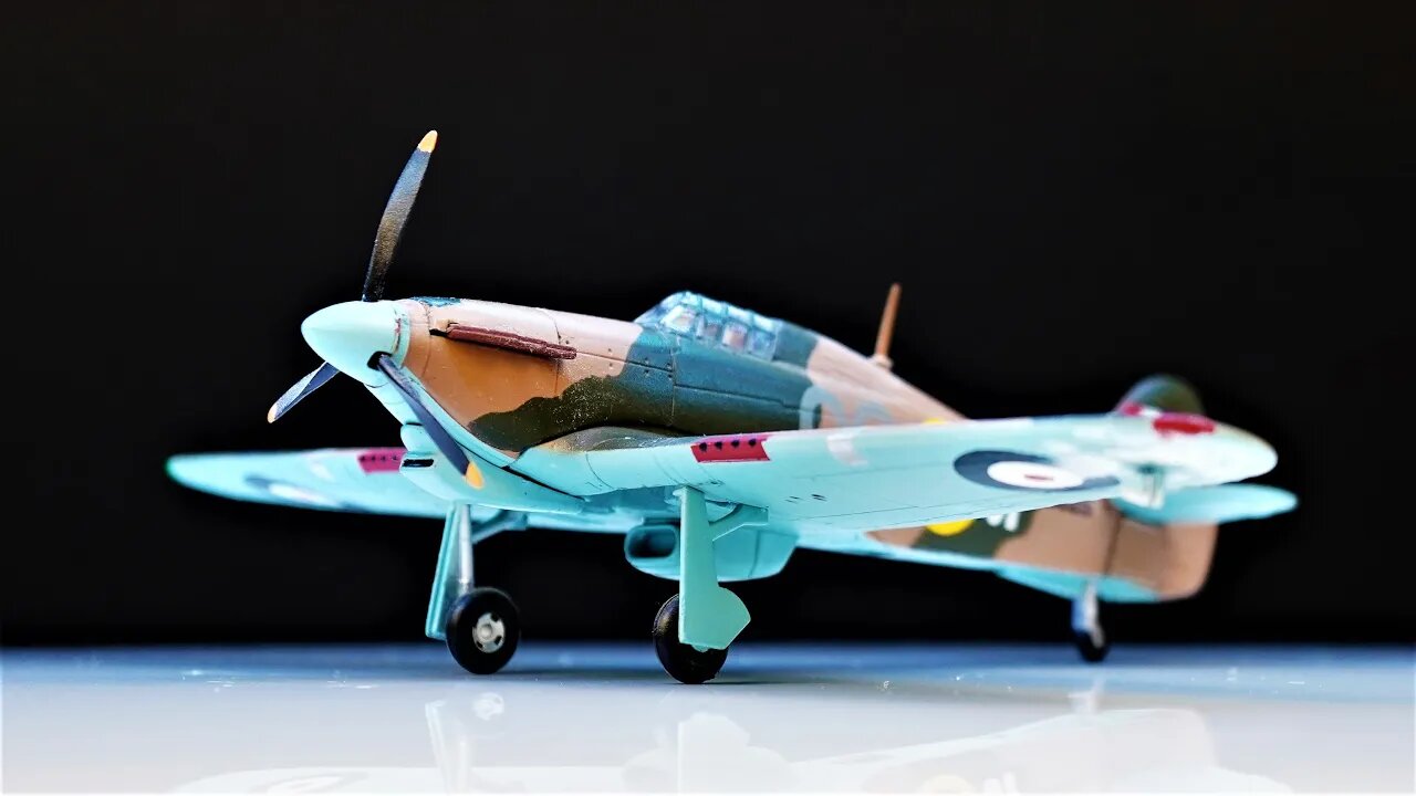 Hawker Hurricane Mk IIB - Amercom 1/72