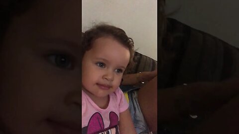 ADIVINHA QUEM GANHOU ? #tiktok #viral #filha #linda #meme #fyp #fy #viralizou #lindås #shorts