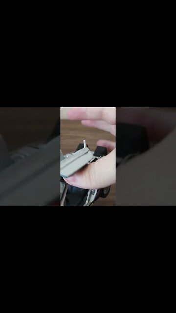 Miniatura do De Lorean de Volta para o Futuro. Back to the Future