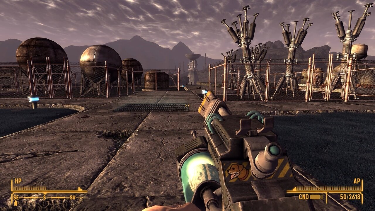 I found a Cyberdog gun!!! (Fallout: New Vegas)