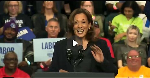 Teleprompter goes out during Kamala’s rally and she is as dumbfounded as Walz...