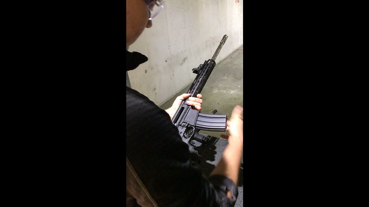 Side charge AR15