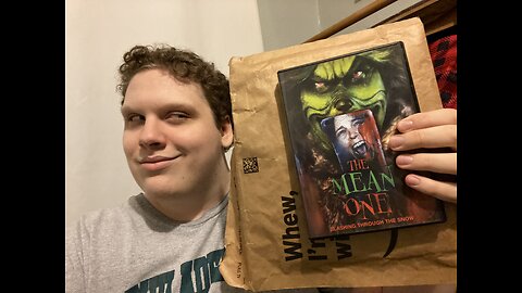 UnBoxing The Mean One - Grinch Horror Movie On DVD