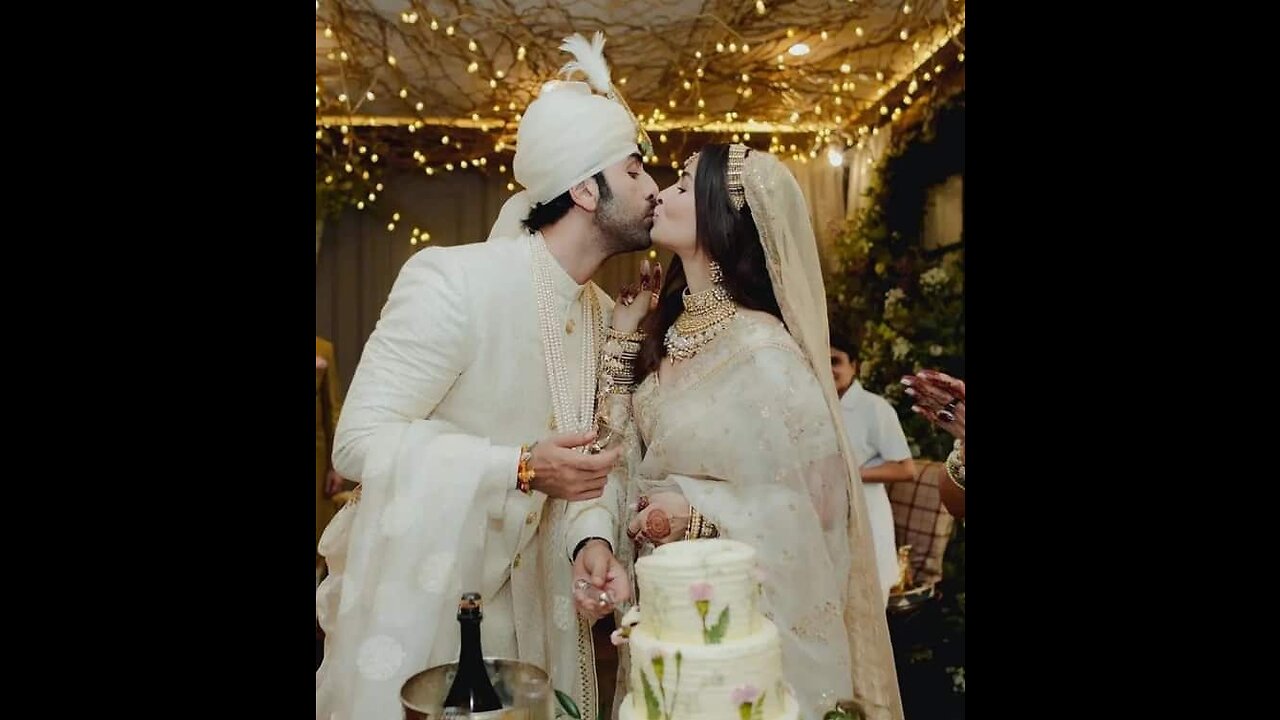 Aliya Bhatt - Ranbir Kapoor’s wedding photos