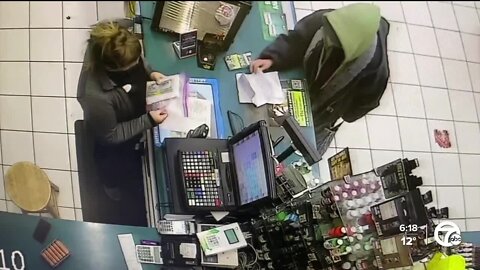 Community surprises woman who found and turned in bag filled with almost $15,000