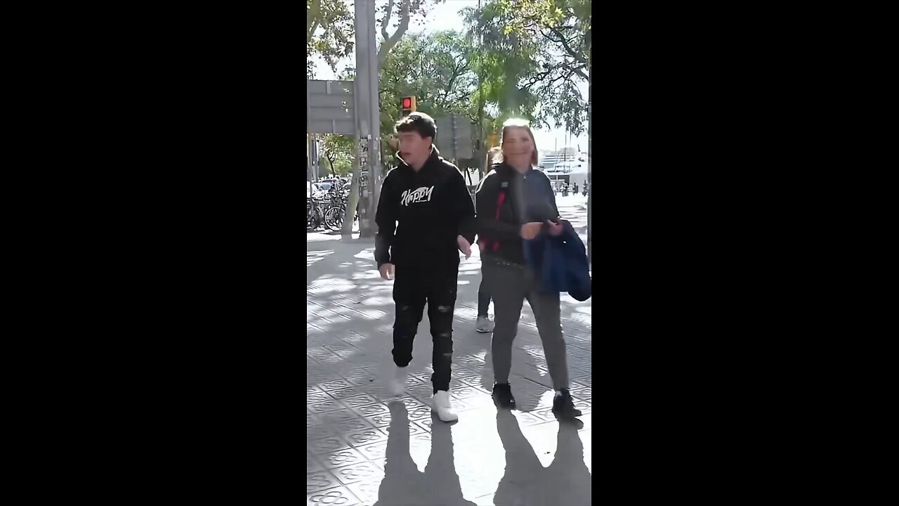 This video is exceptionally humorous and will likely elicit considerable laughter.😂