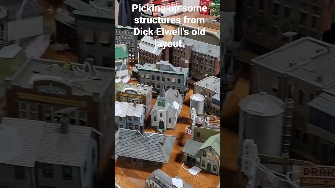 Picking up some structures from Dick Elwell's old layout