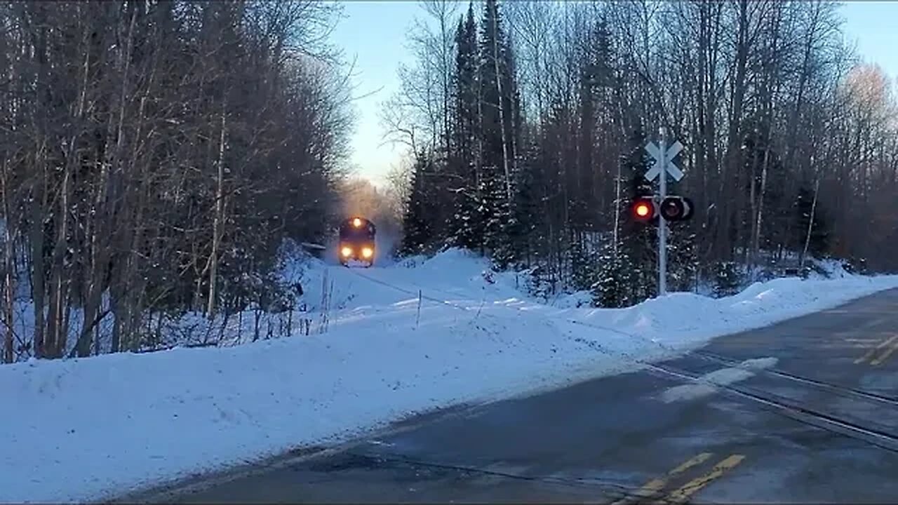 Been Awhile Since I've Seen A Rail Car Rock Like That! #trains #trainvideo | Jason Asselin