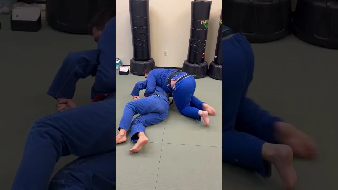 Learn how to have a Back take control 😮#bjj #jiujitsu #bjjlifestyle