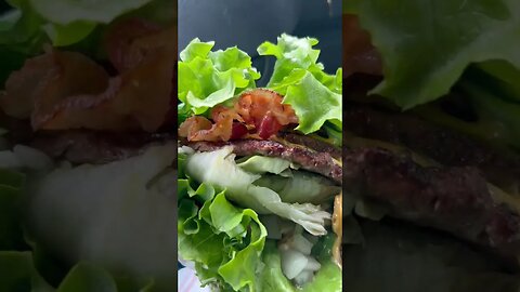 When the Burger actually looks better than the picture!! #farmerboys #cheeseburger #lettucewrap