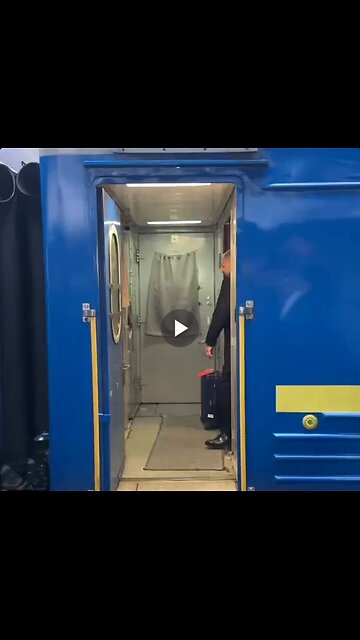 Olaf Scholz has arrived in Kiev with €650 million for Zelensky.