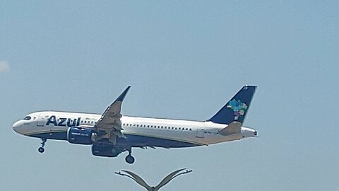 Airbus A320NEO PR-YSB coming from Campinas to Manaus