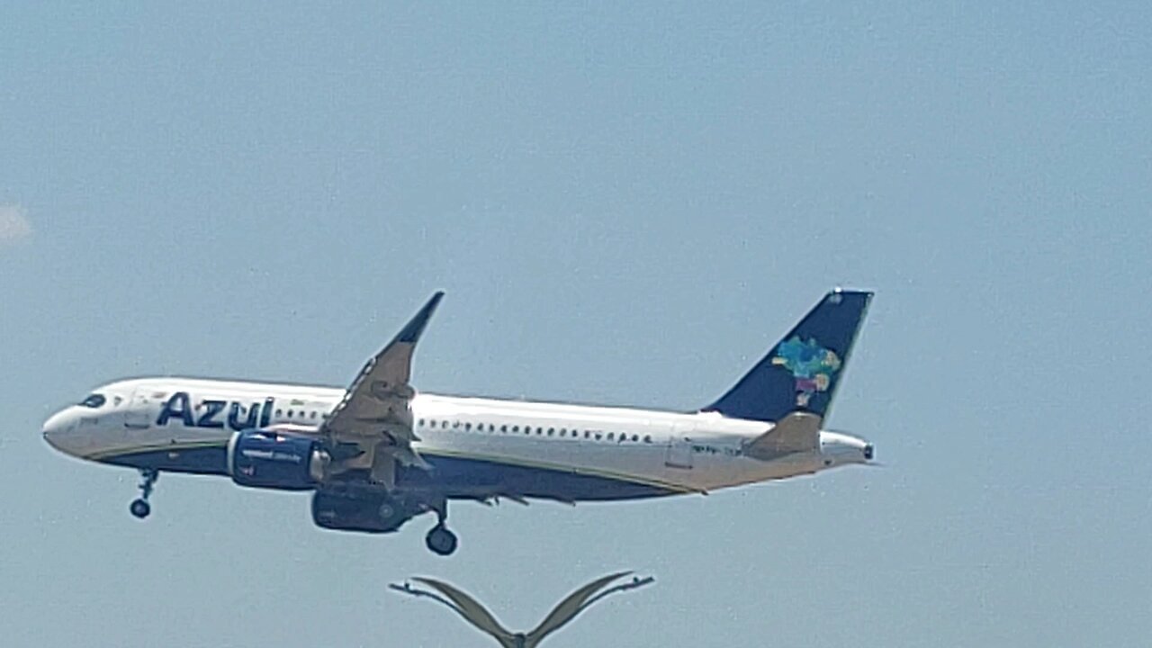 Airbus A320NEO PR-YSB coming from Campinas to Manaus