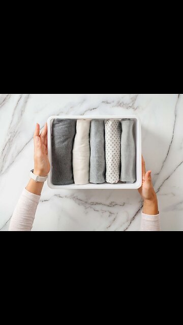 how to fold things correctly and compactly save space in the closet useful video