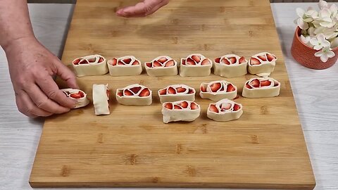 Strawberries puff pastry