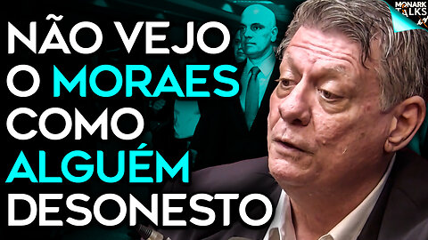 ALEXANDRE ACREDITA MESMO ESTAR DEFENDENDO A DEMOCRACIA?