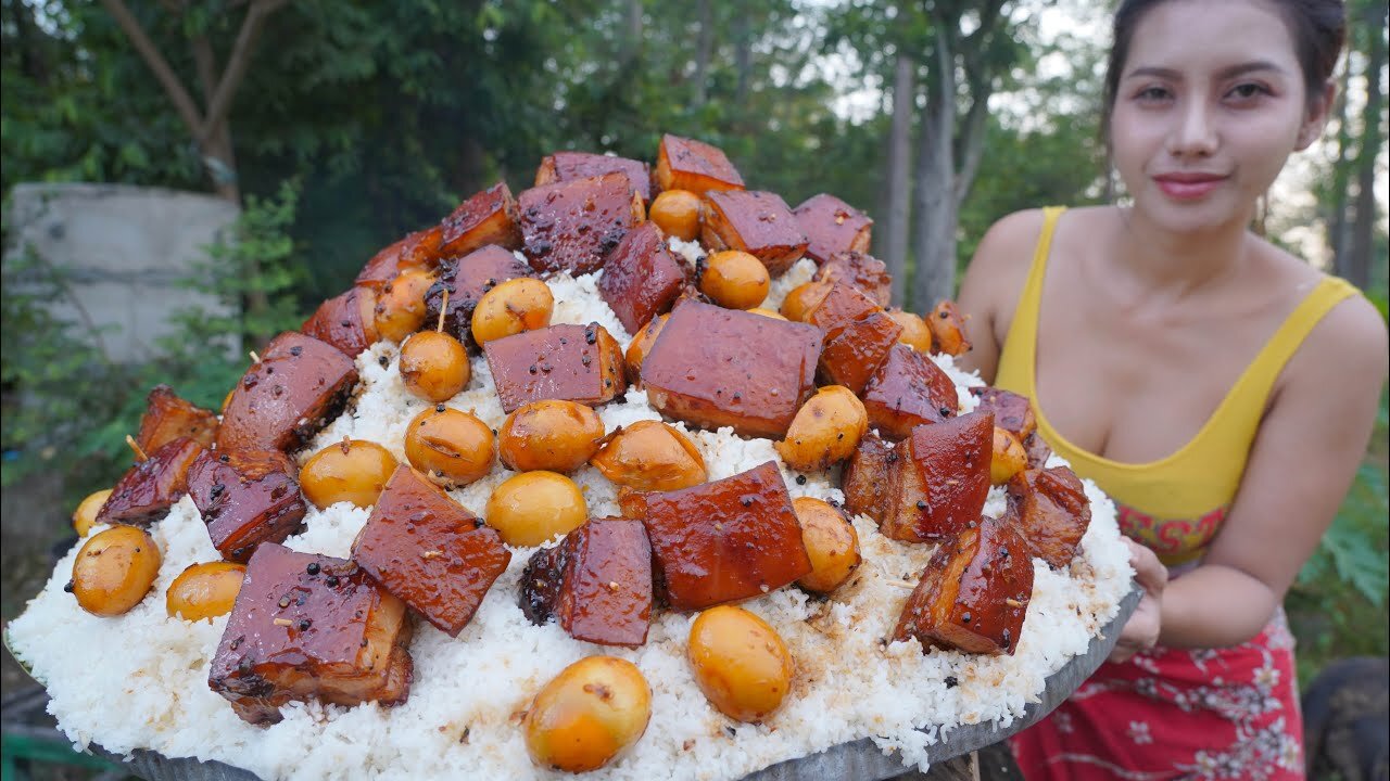 Pork braised with rice cook recipe and eat - Amazing video