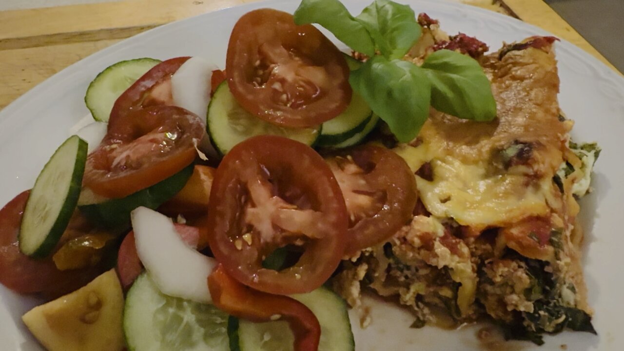 Spinach & Ricotta Cheese Cannelloni With Black Russian Tomato Salad