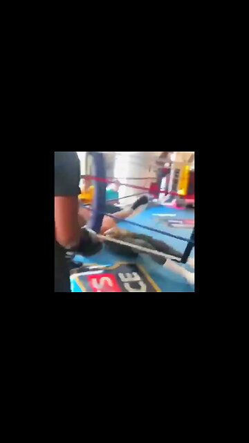 TYSON FURY SPAR SESSION