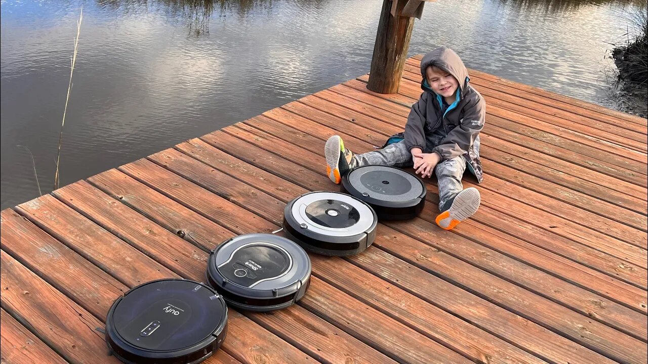 Robot Vacuums on the Dock!!! Will they fall in the water?? 🤦♀️