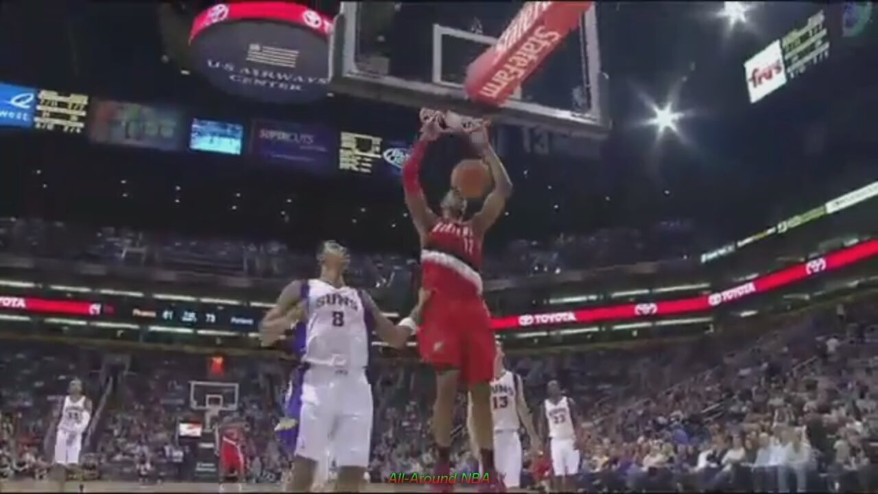 LaMarcus Aldridge 23 Points @ Suns, 2010-11.