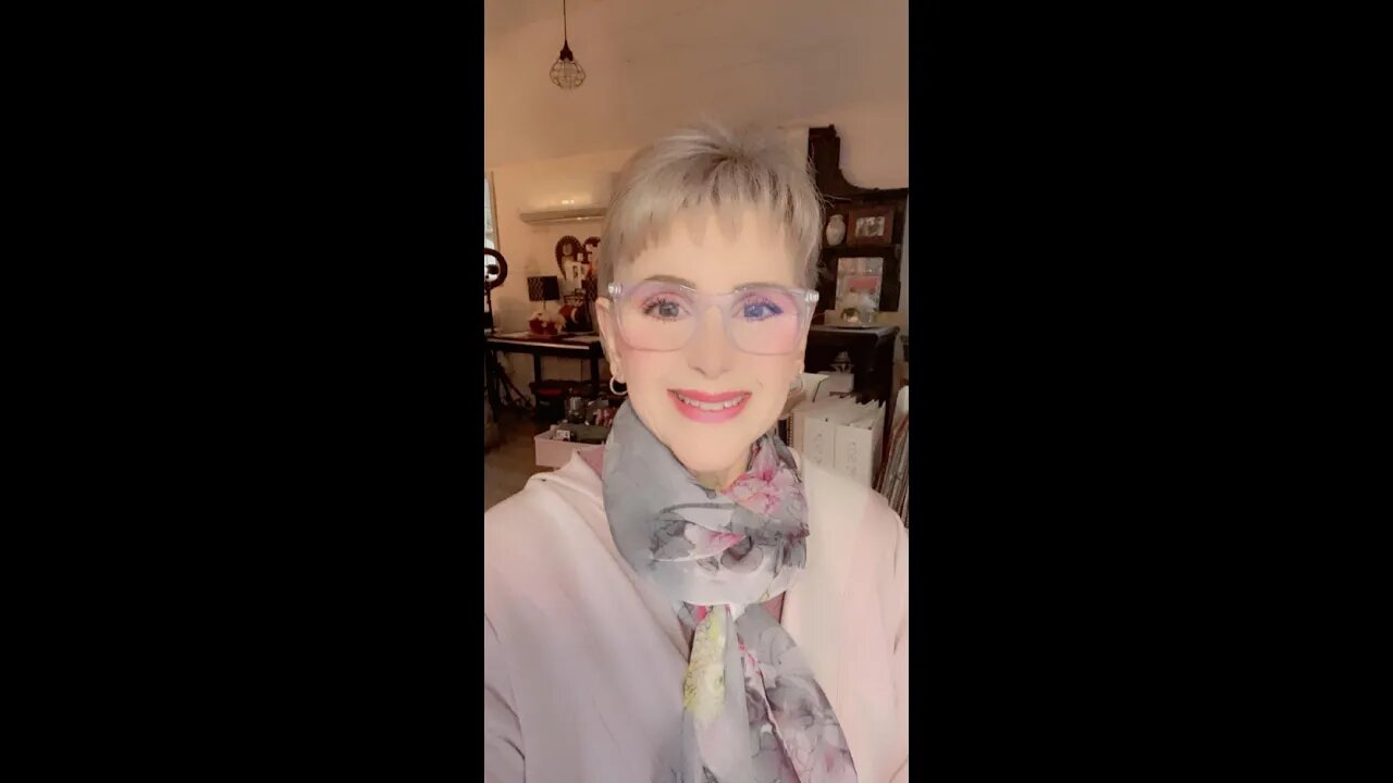 Why should you use Social Selling? Adding an additional Income!