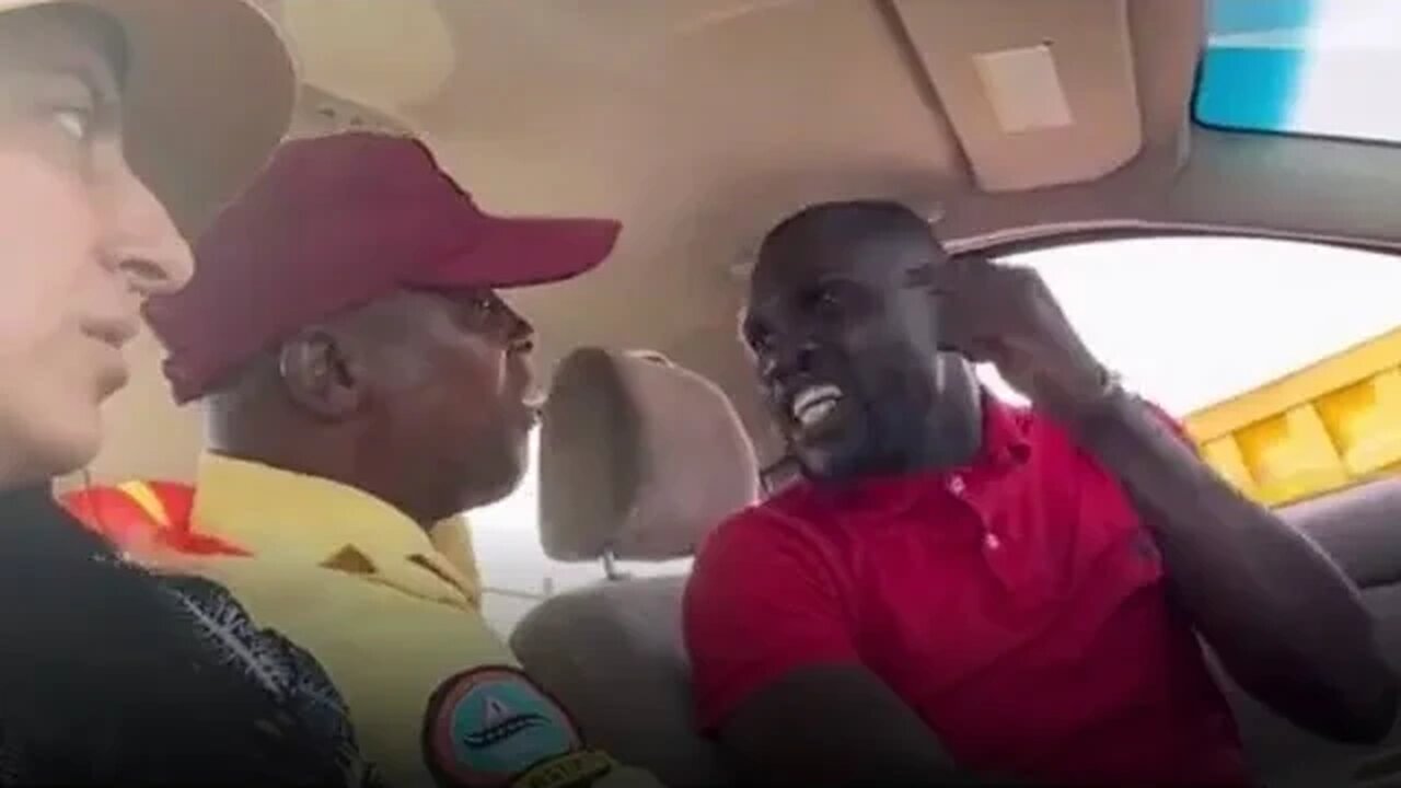 Russian lady puts a smile on her cabbie’s face after he was allegedly assaulted by a LASTMA officer