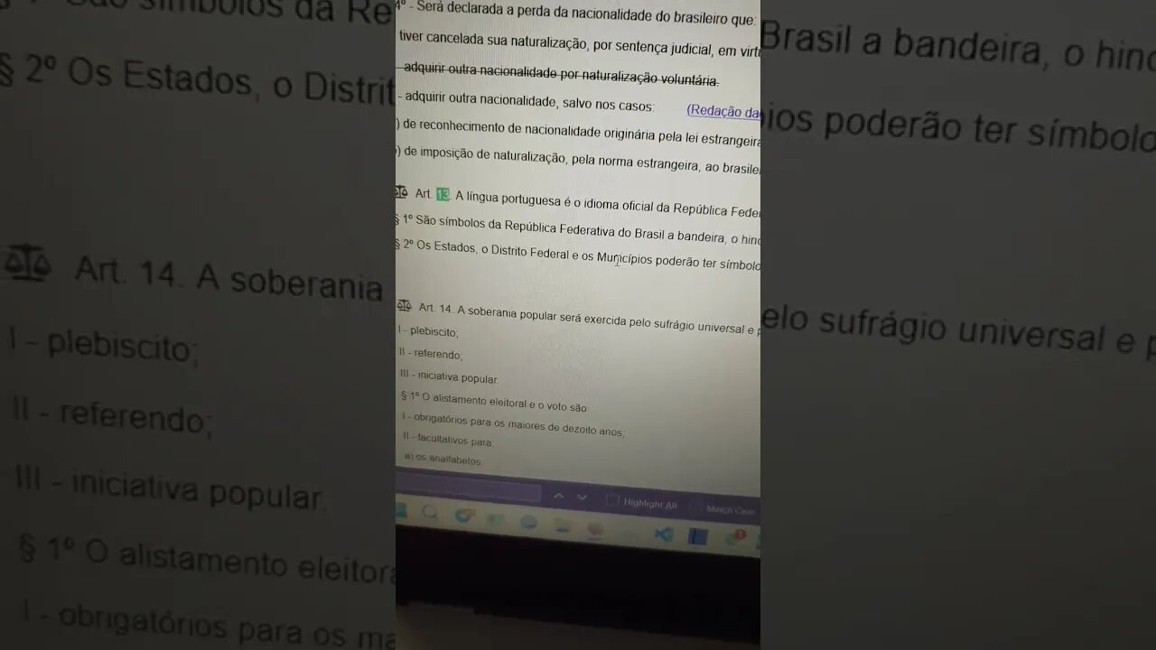 Constituição Federal define que a Língua Portuguesa é o idioma oficial... xô linguagem neutra