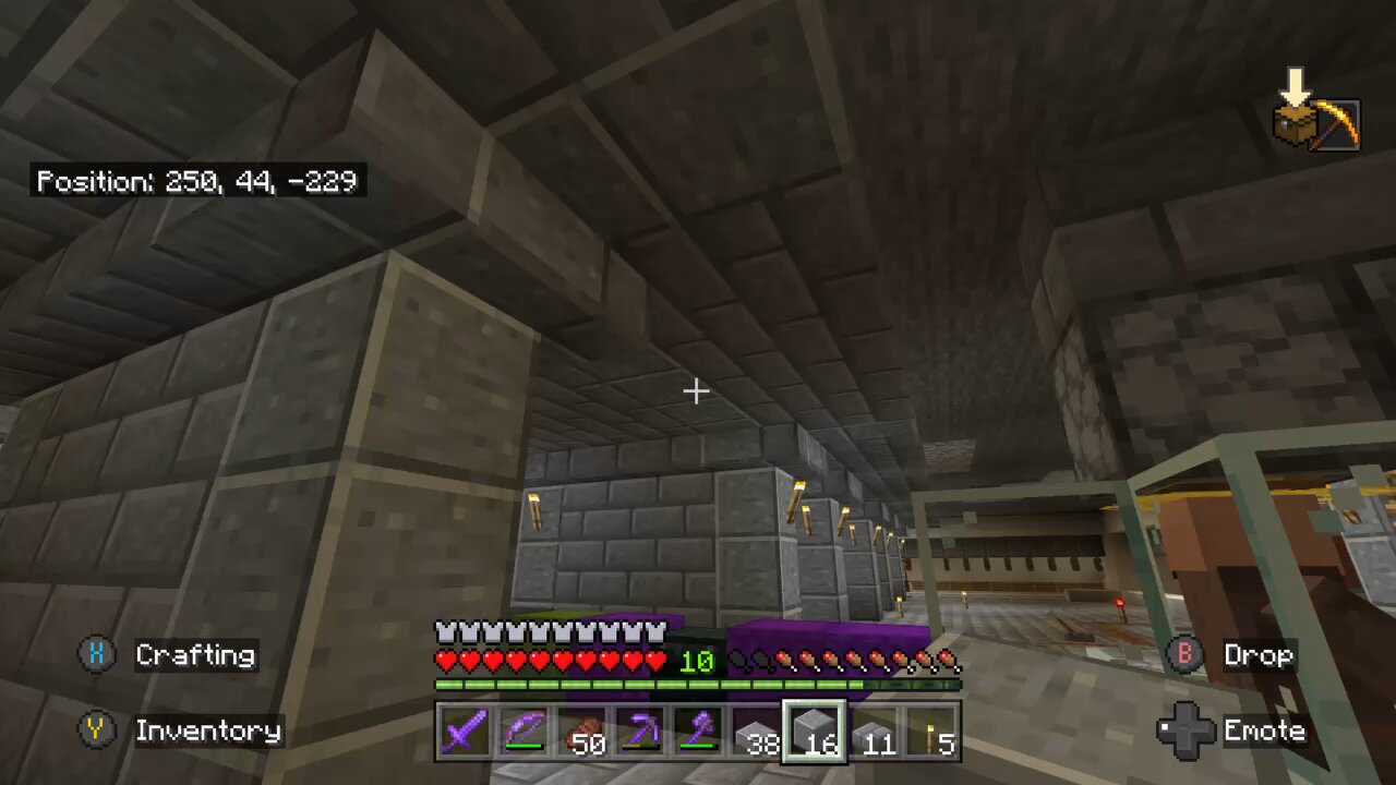 Working out the ceiling and walls Ep 5 part 9 : Kingdoms of Minecraftia survival let’s play