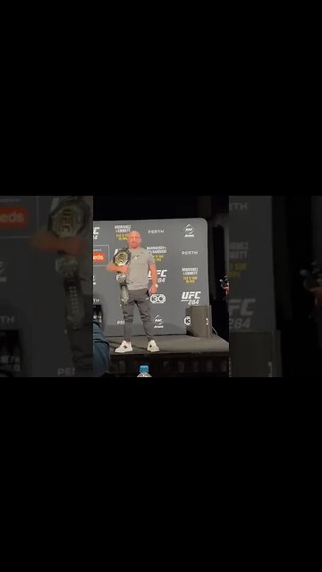 Volkanovski, the heavyweight champion and the best fighter in all categories combined