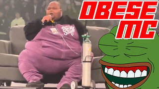 800lbs Rapper Performs Seated on Couch while Connected to Oxygen tank