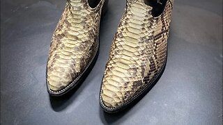 Showing some dingo python skin boots