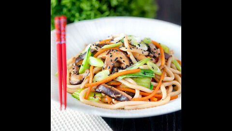 Veggie Yaki Udon: A Quick & Healthy Delight