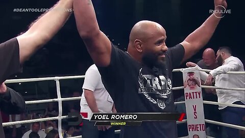 YOEL ROMERO vs CHRIS BARNETT