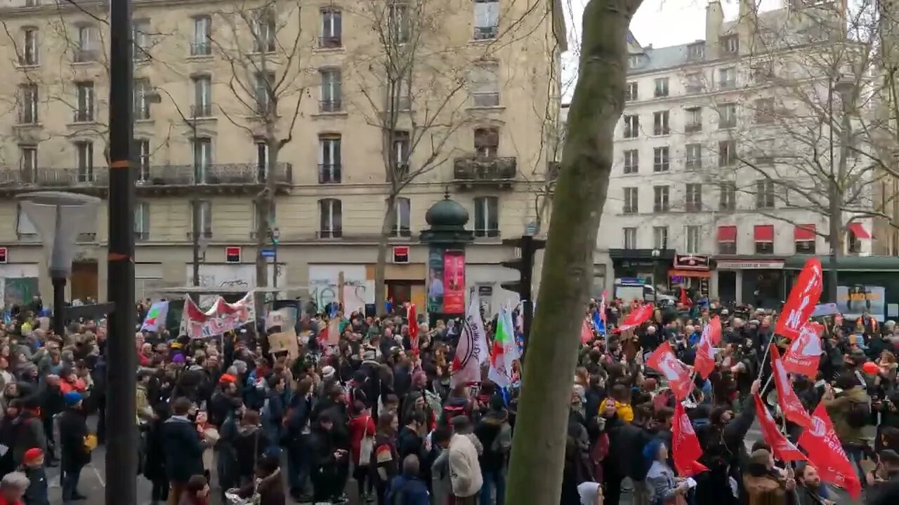 Manifestation contre la réforme des retraites à Paris le 11/02/2023 - Vidéo 3